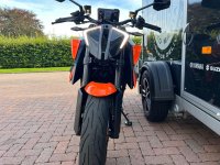 KTM 1290 SUPER DUKE R