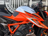 KTM 1290 SUPER DUKE R