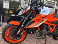 KTM 1290 SUPER DUKE R