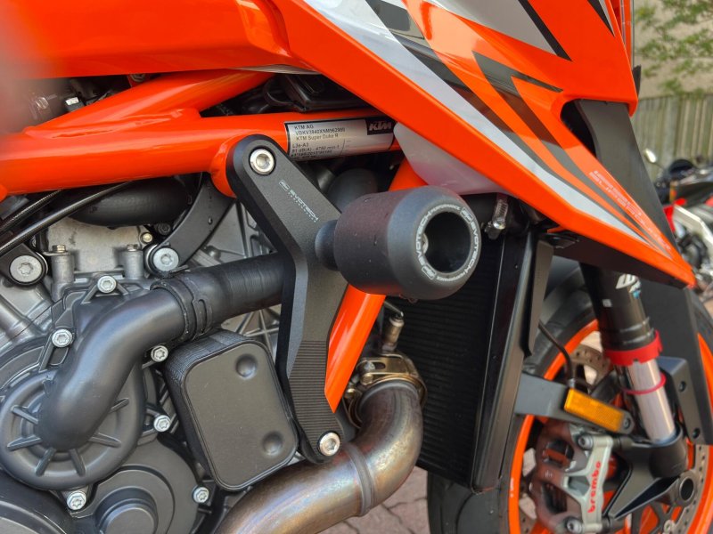 KTM 1290 SUPER DUKE R