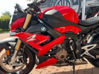 BMW S1000R