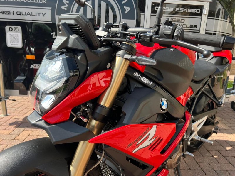 BMW S1000R