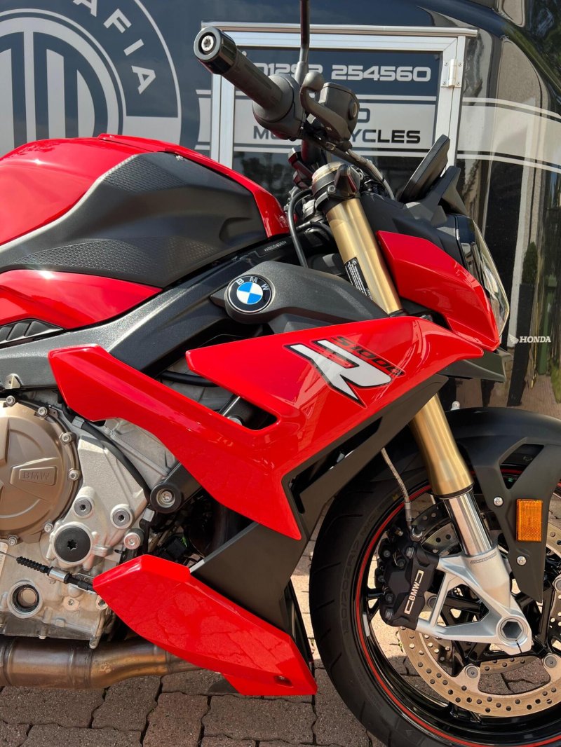 BMW S1000R