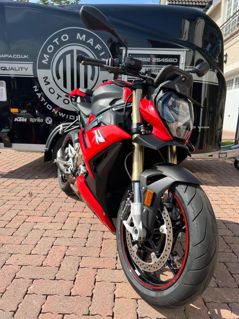 BMW S1000R
