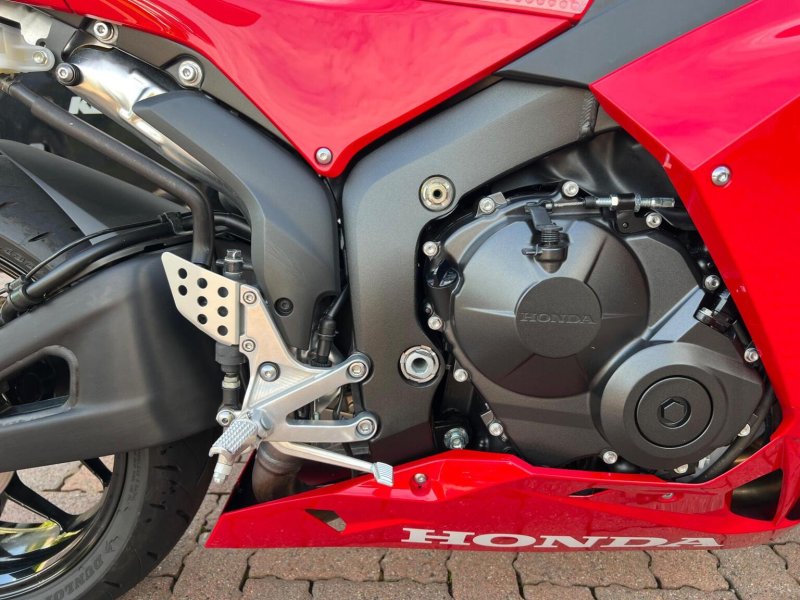 HONDA CBR600RR