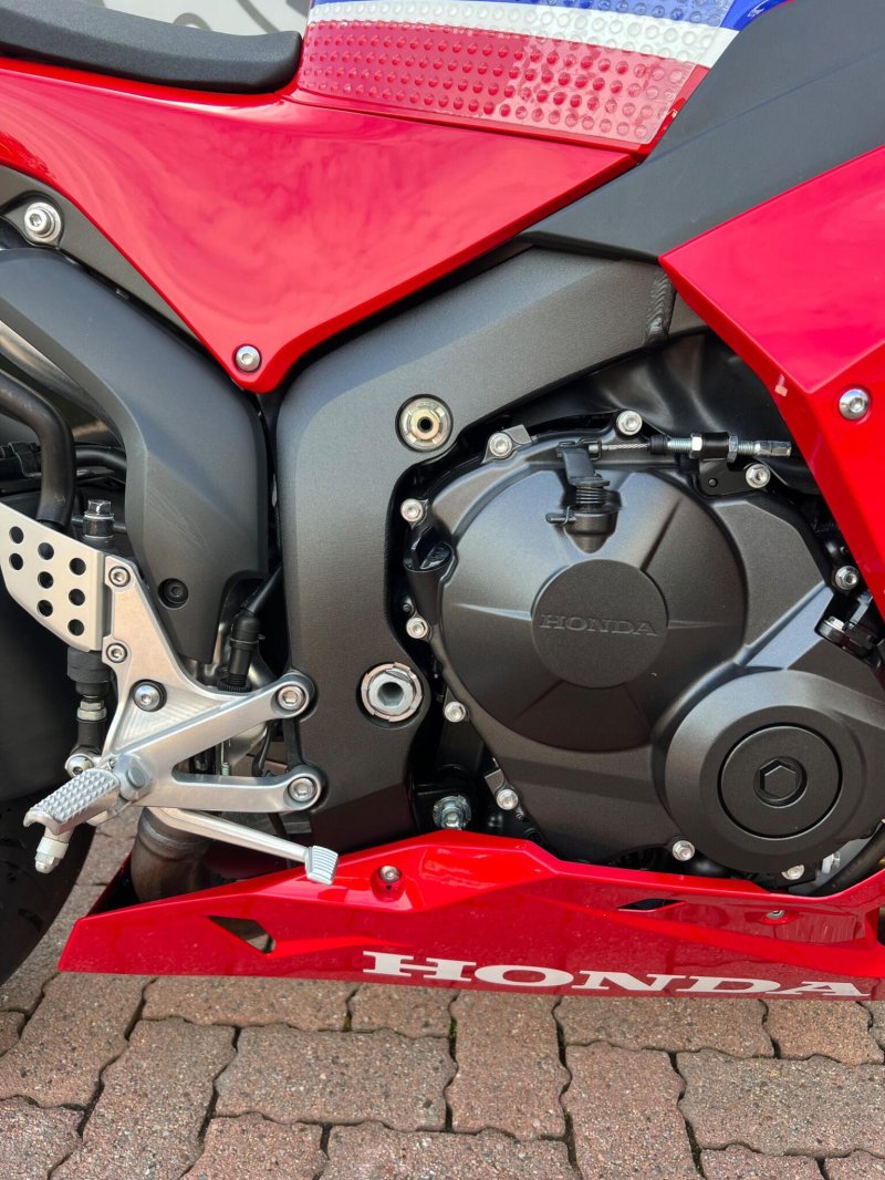 HONDA CBR600RR