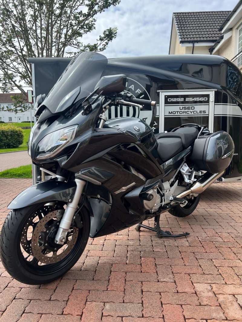 YAMAHA FJR1300