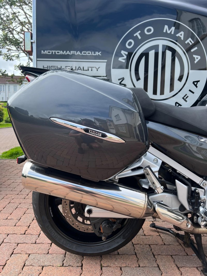 YAMAHA FJR1300