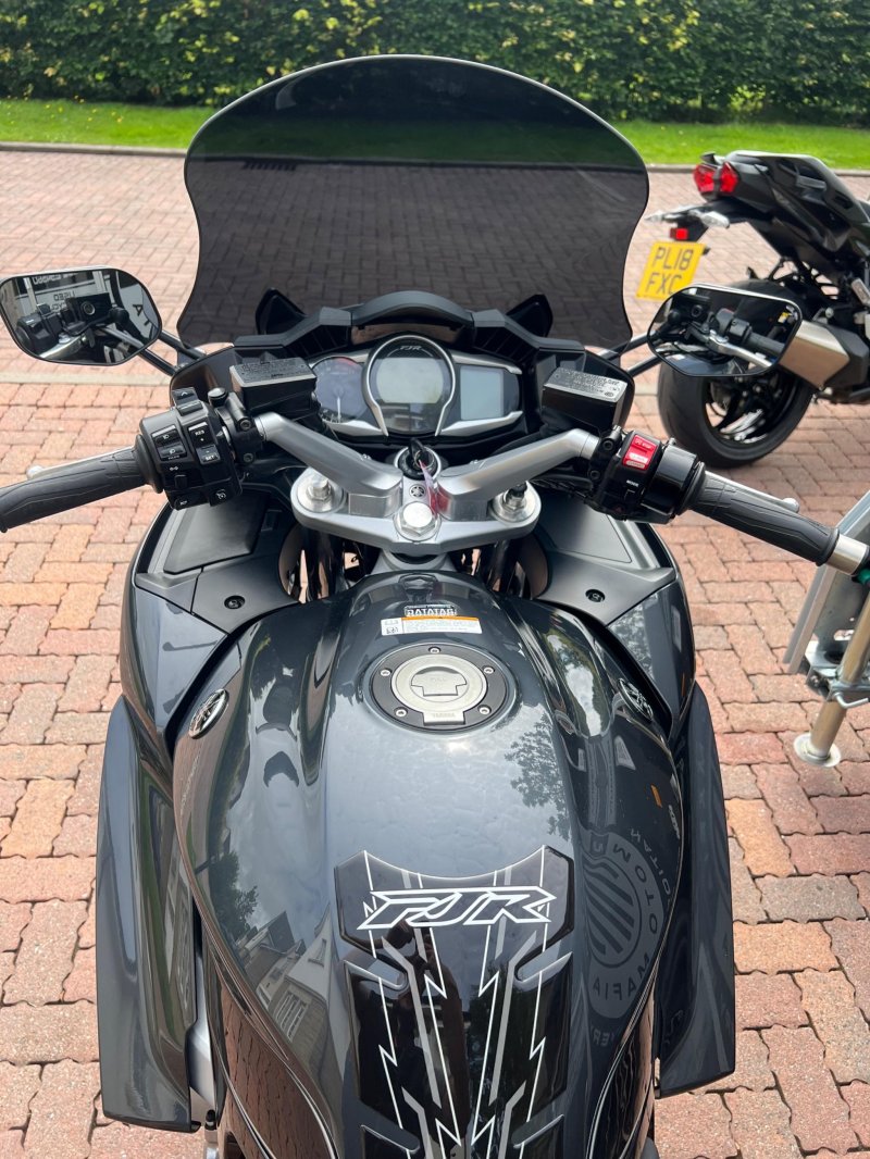 YAMAHA FJR1300